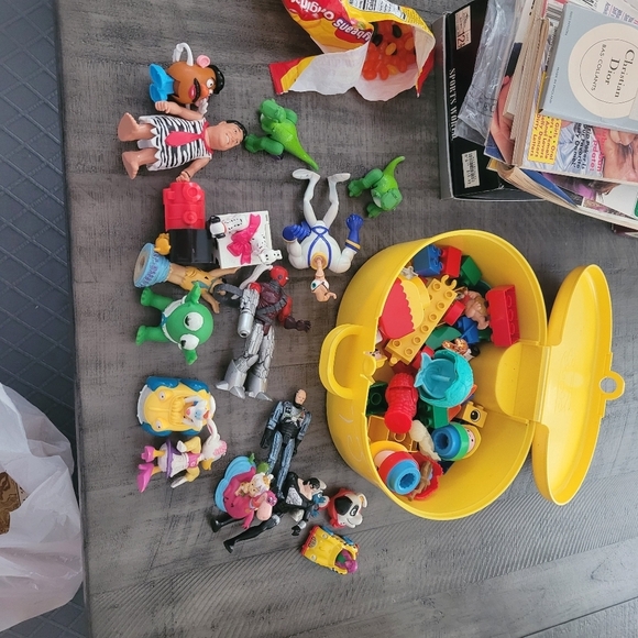 90s Toy Lot Vintage - Picture 2 of 3